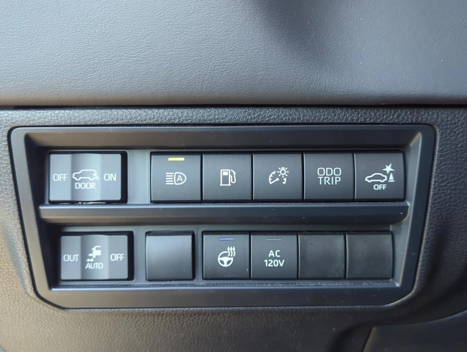 2024 Toyota Sequoia Platinum 4WD (Natl)