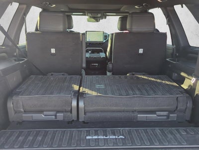 2024 Toyota Sequoia Platinum 4WD (Natl)