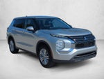 2022 Mitsubishi Outlander ES FWD