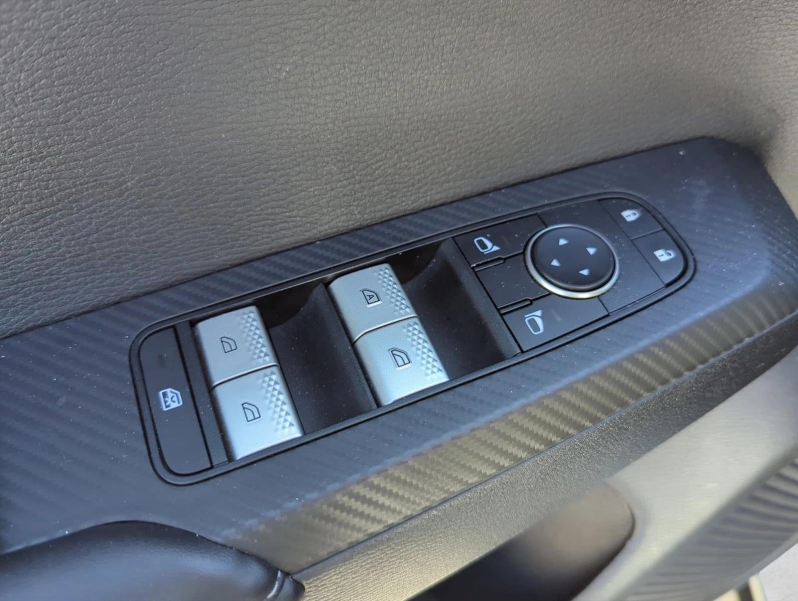 2022 Mitsubishi Outlander ES FWD