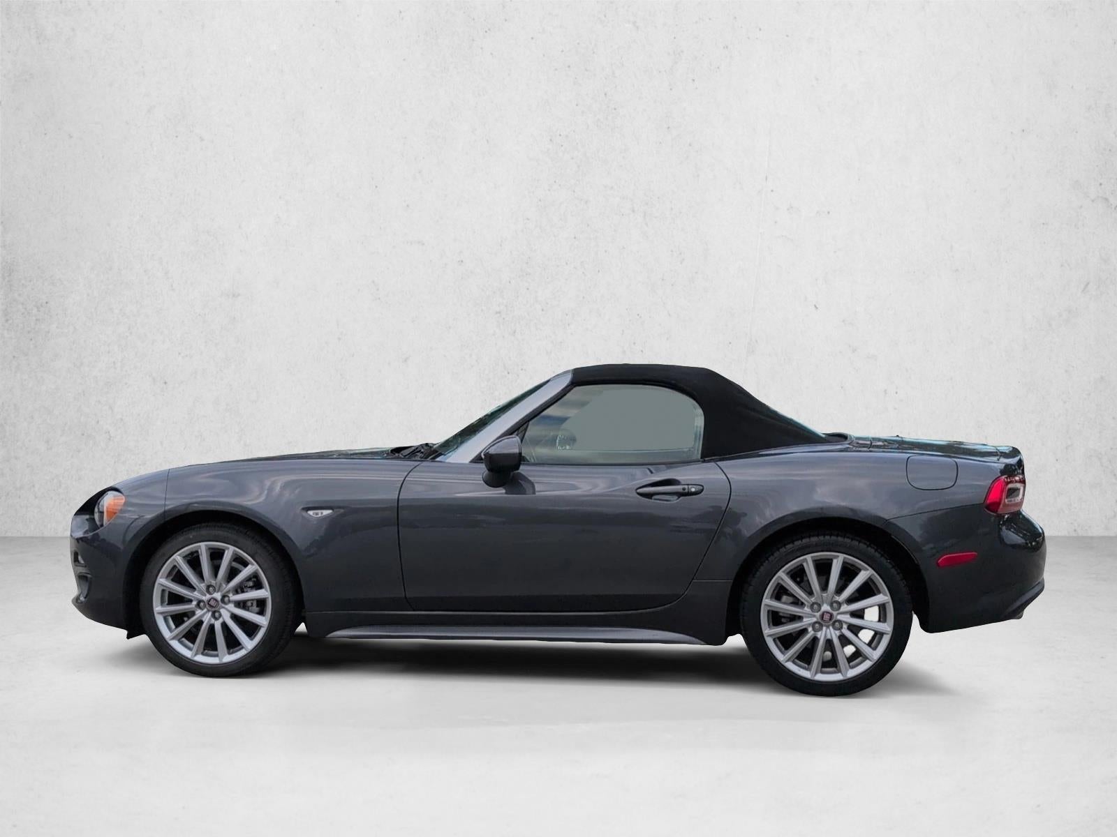 2017 FIAT 124 Spider Lusso Convertible