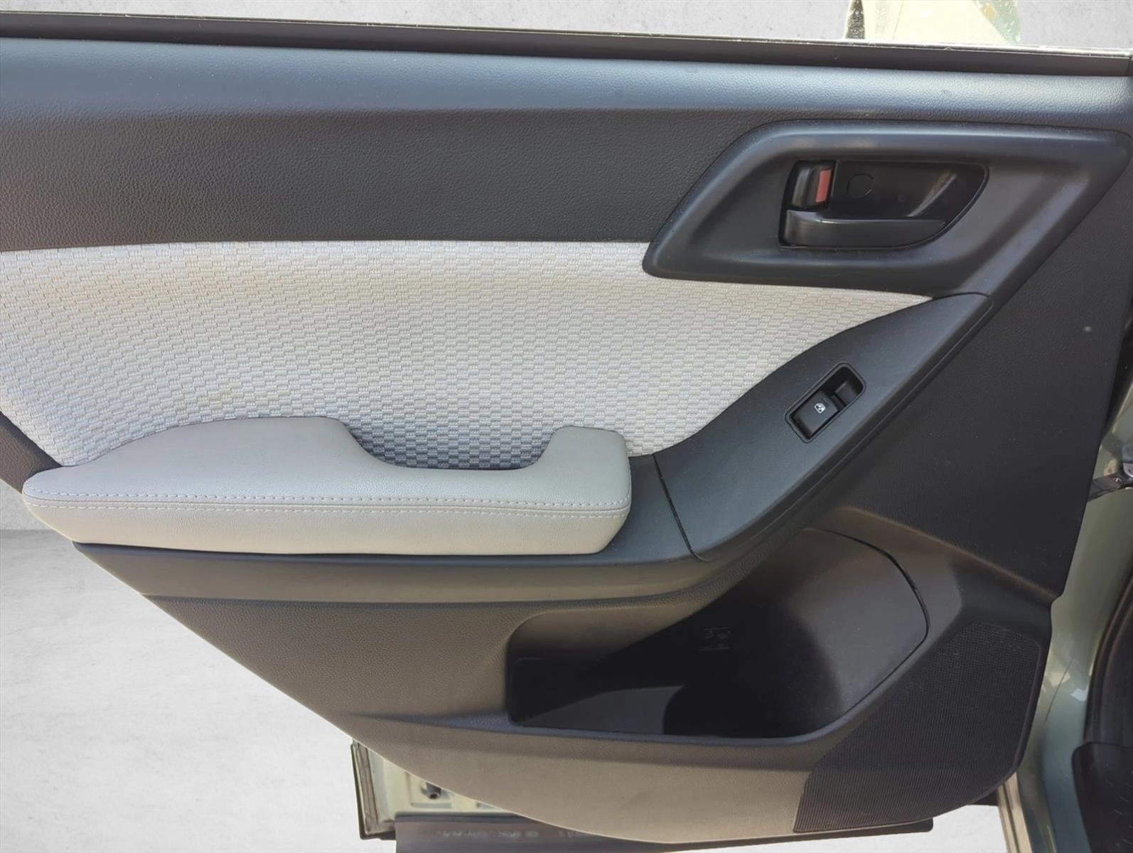 2017 Subaru Forester 2.5i CVT