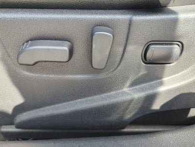 2012 Nissan Rogue FWD 4dr SL