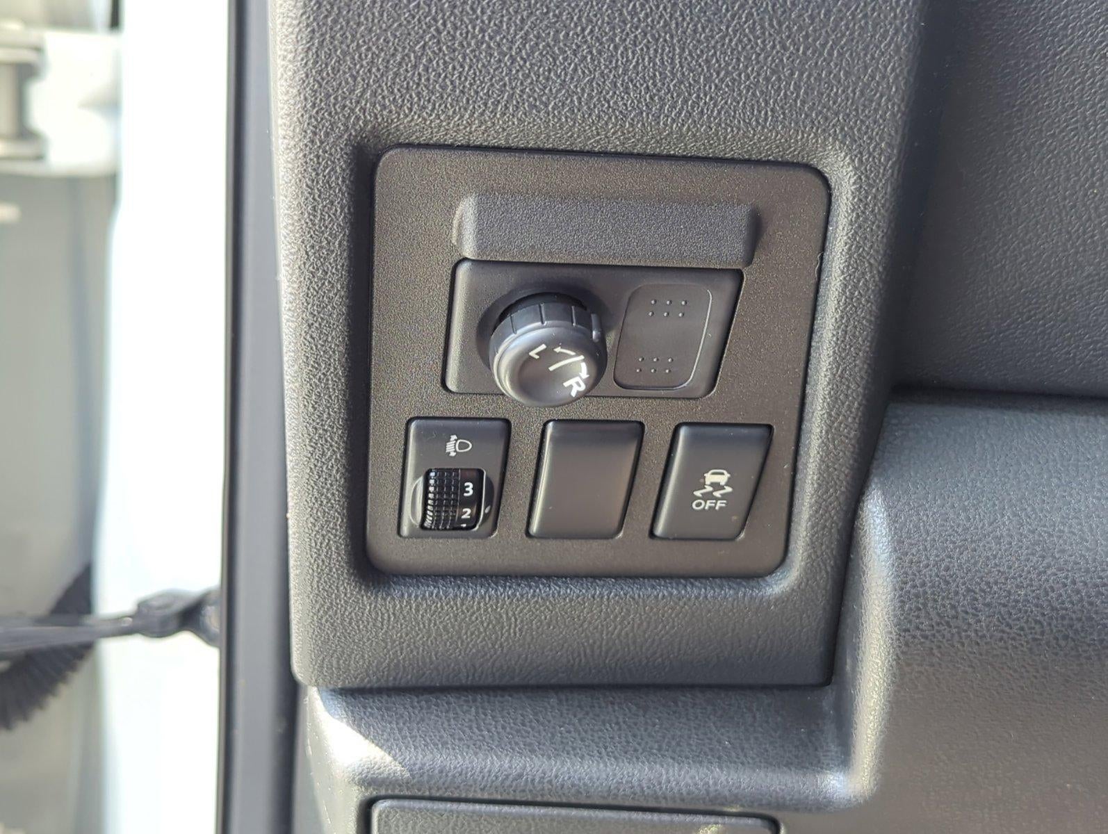 2012 Nissan Rogue FWD 4dr SL