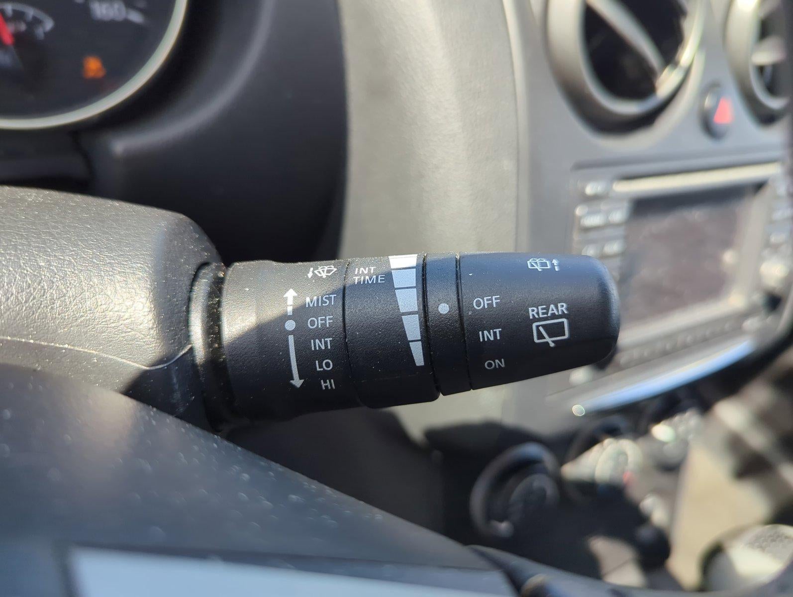 2012 Nissan Rogue FWD 4dr SL