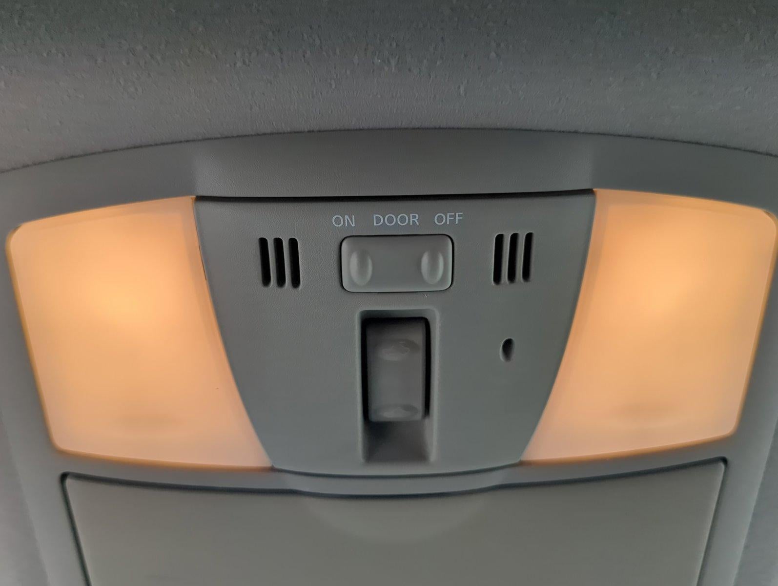 2012 Nissan Rogue FWD 4dr SL