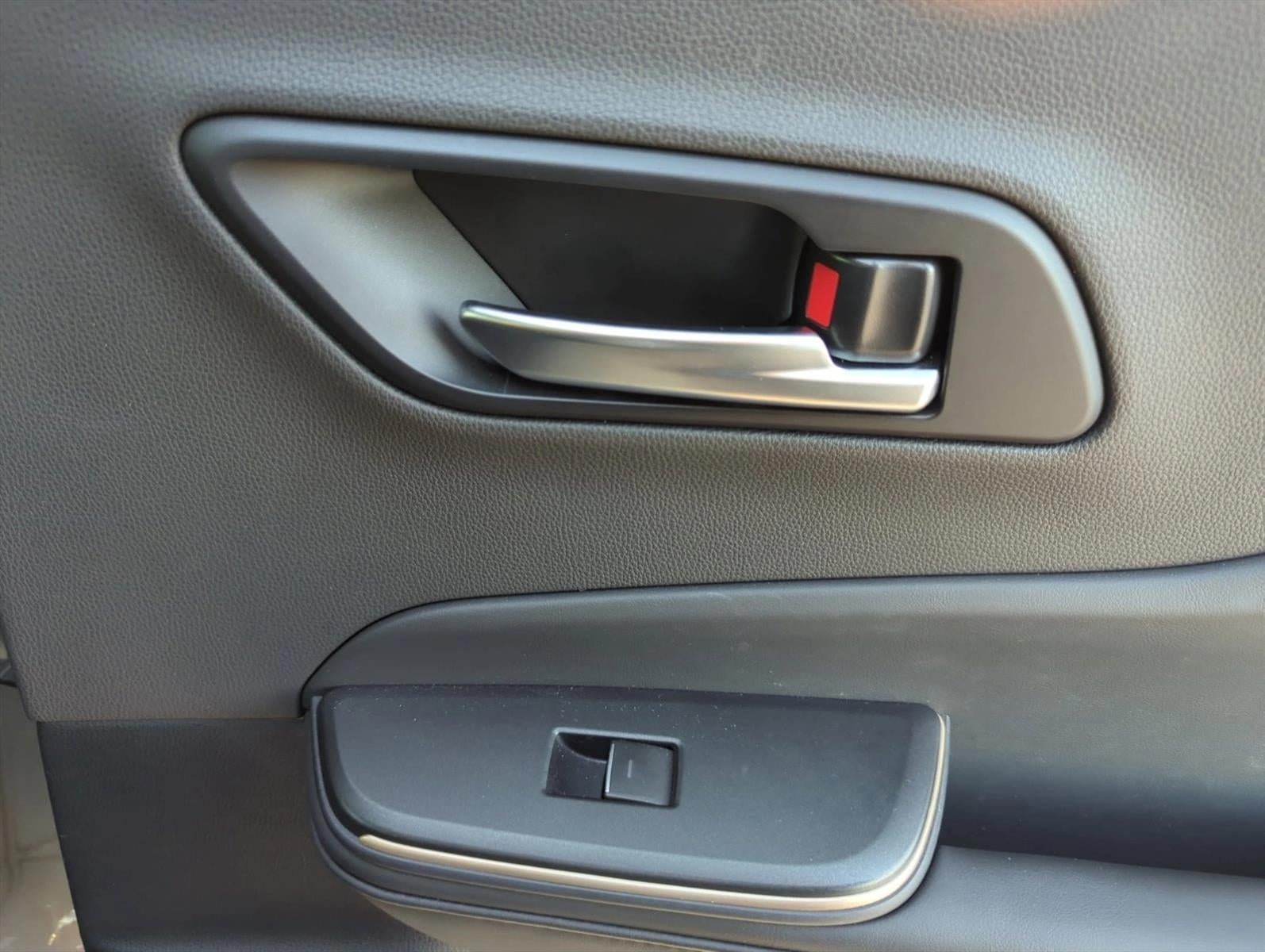 2023 Toyota Crown XLE AWD (Natl)