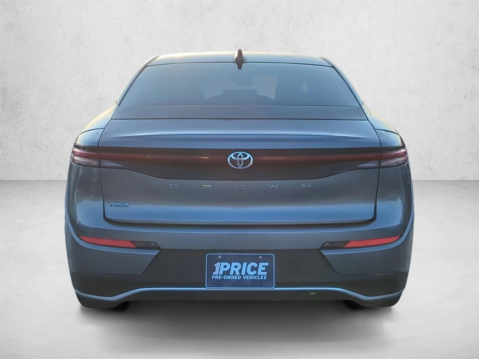 2023 Toyota Crown XLE AWD (Natl)