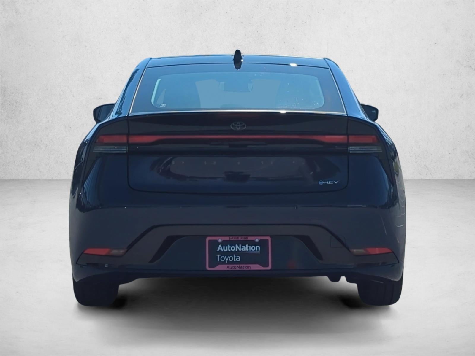 2025 Toyota Prius Limited (Natl)