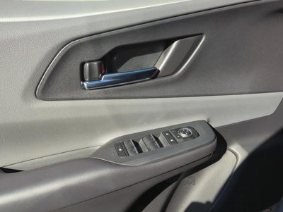 2025 Toyota Prius XLE (Natl)