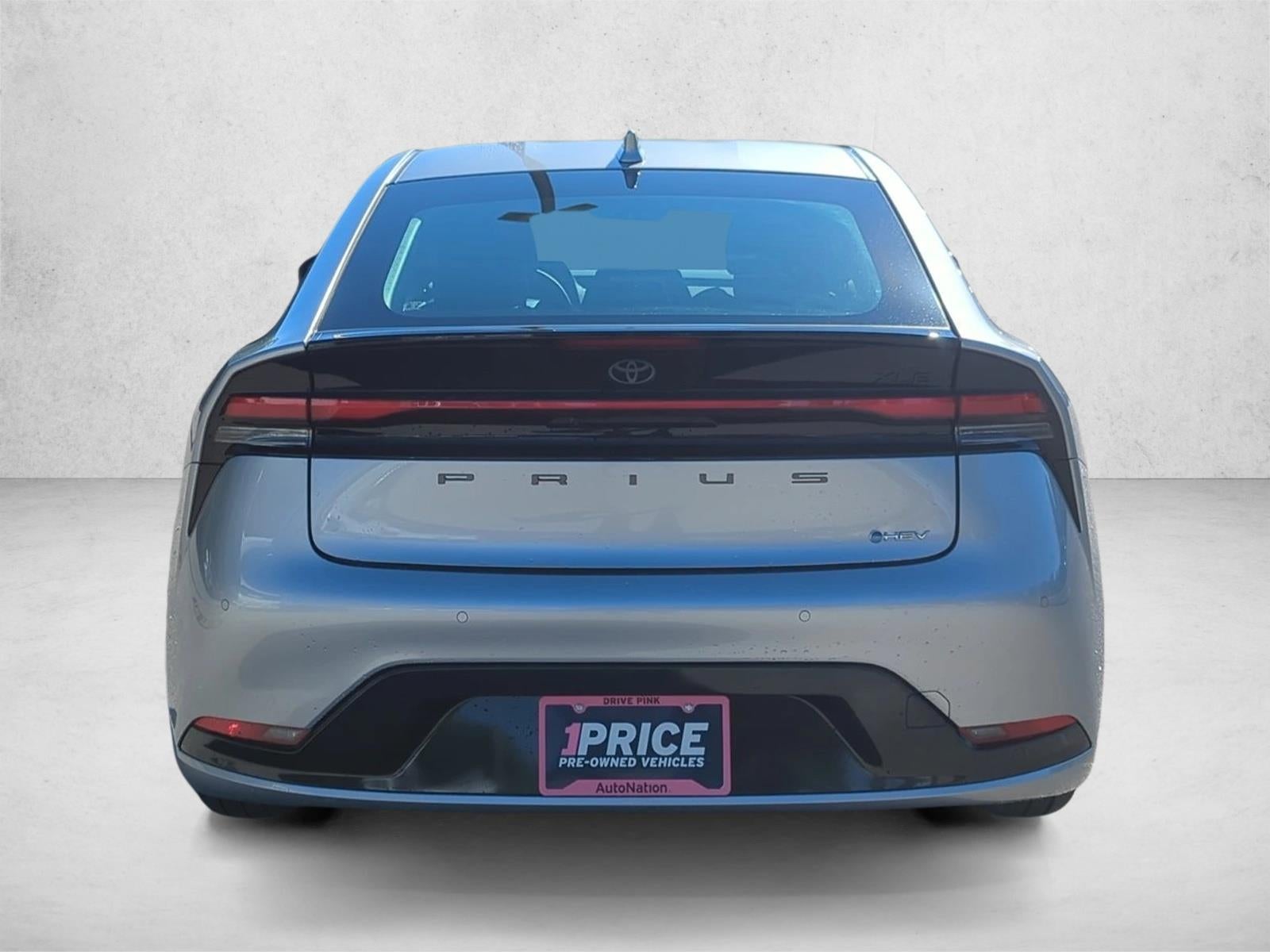 2025 Toyota Prius XLE (Natl)