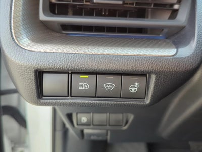 2025 Toyota Prius XLE (Natl)