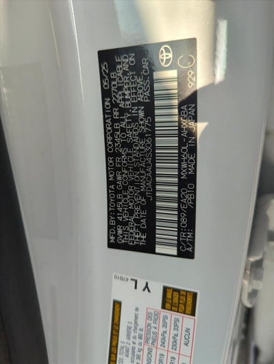 2025 Toyota Prius XLE (Natl)