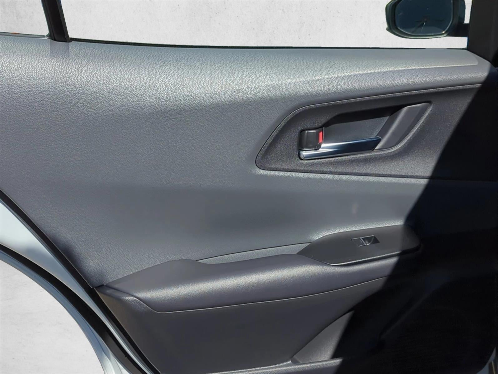 2025 Toyota Prius XLE (Natl)