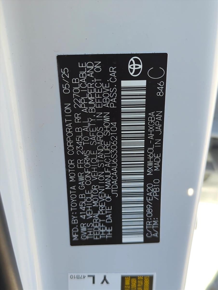 2025 Toyota Prius XLE (Natl)