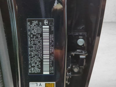 2025 Toyota Prius Plug-In Hybrid XSE Premium (Natl)