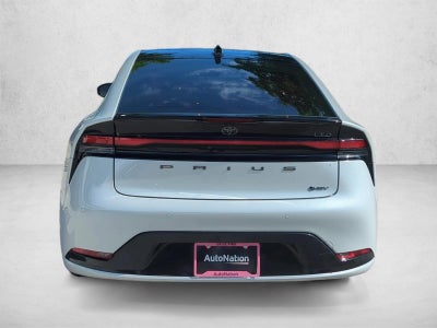 2023 Toyota Prius Limited AWD (Natl)