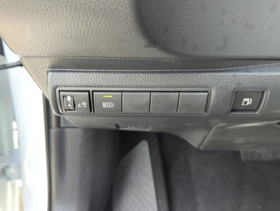 2026 Toyota Corolla Hybrid LE FWD (Natl)