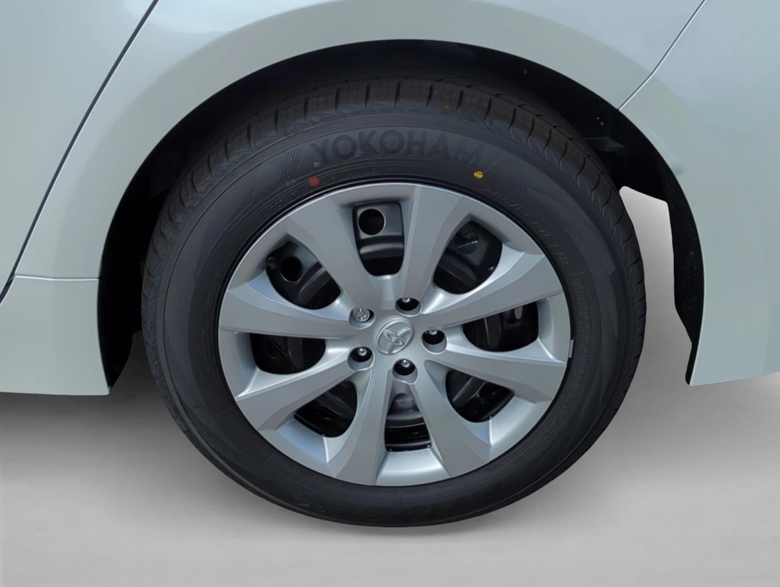 2026 Toyota Corolla Hybrid LE FWD (Natl)