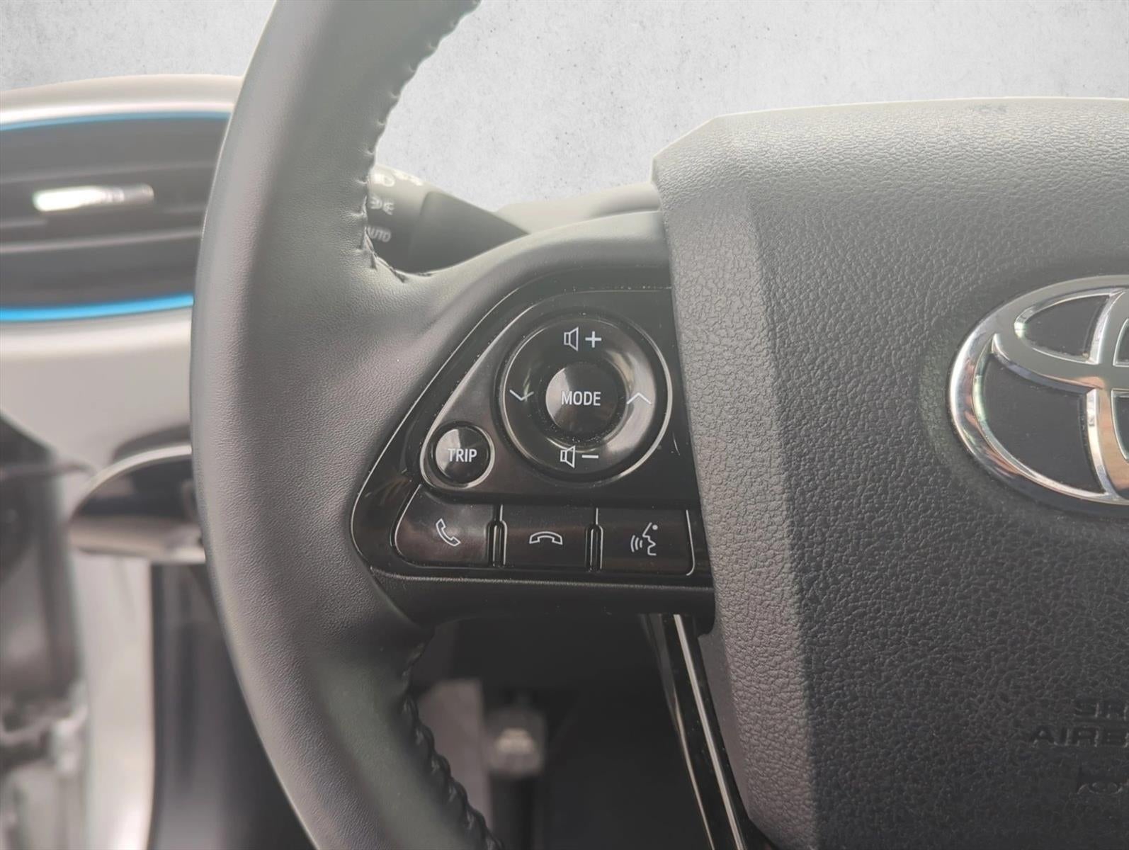 2021 Toyota Prius XLE (Natl)