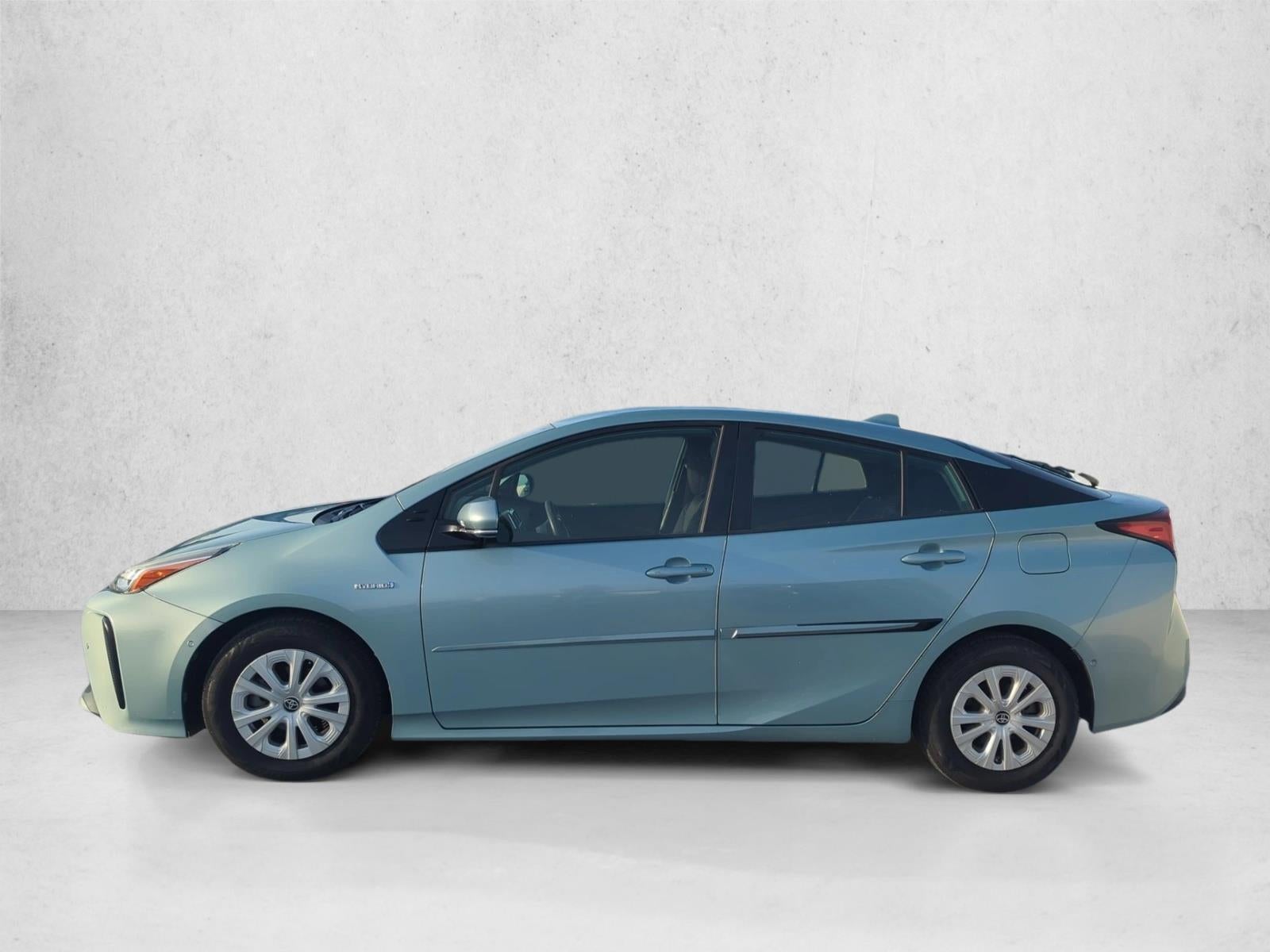 2020 Toyota Prius LE (Natl)