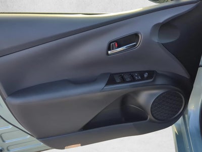 2020 Toyota Prius LE (Natl)