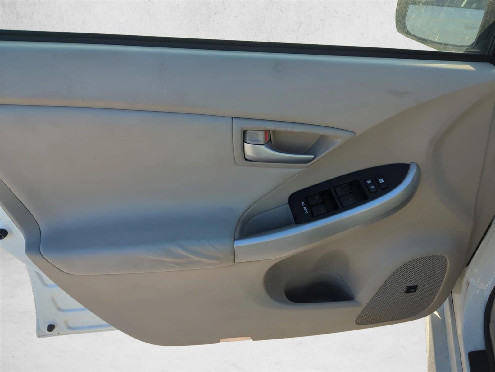 2014 Toyota Prius 5dr HB Four (Natl)