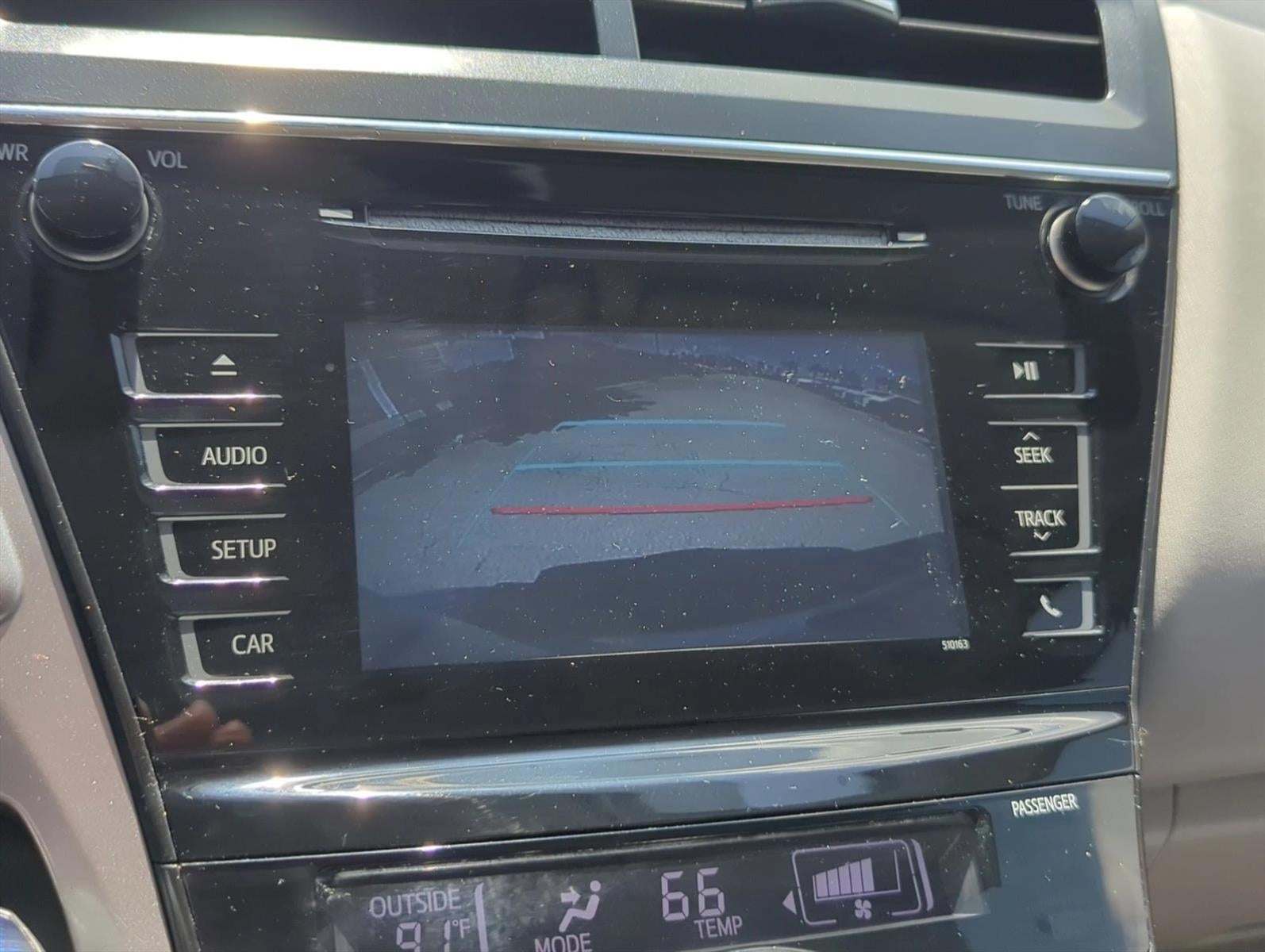 2017 Toyota Prius v Two (Natl)