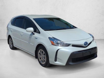 2017 Toyota Prius v Two (Natl)