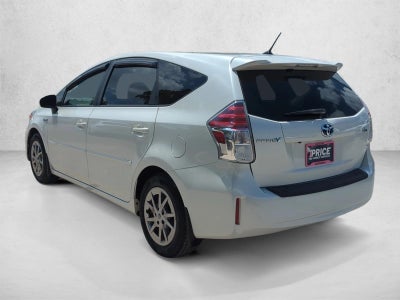 2017 Toyota Prius v Two (Natl)