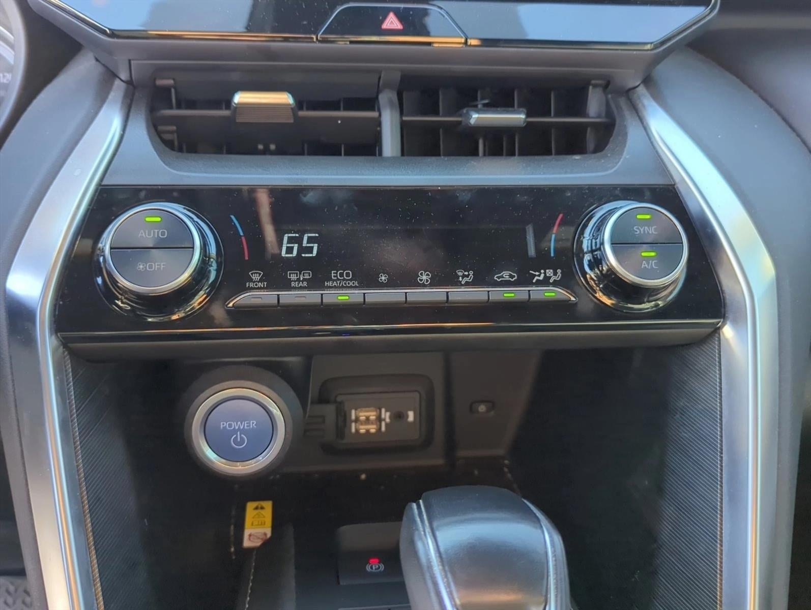 2022 Toyota Venza XLE AWD (SE)