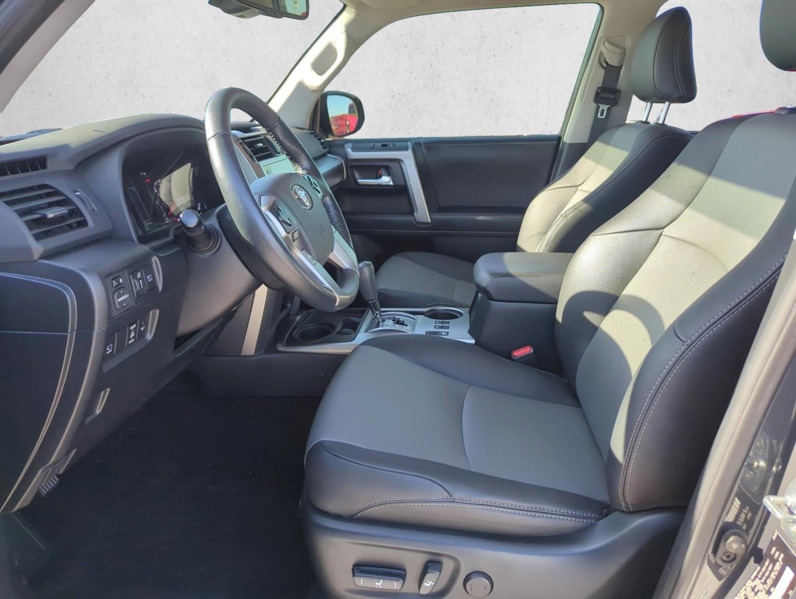 2024 Toyota 4Runner SR5 Premium 2WD (Natl)