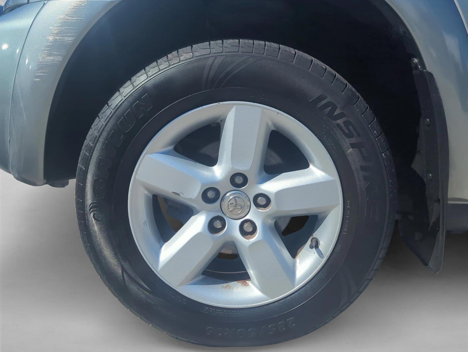 2005 Toyota RAV4 Base