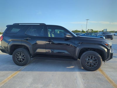 2025 Toyota 4Runner SR5 4WD (GS)