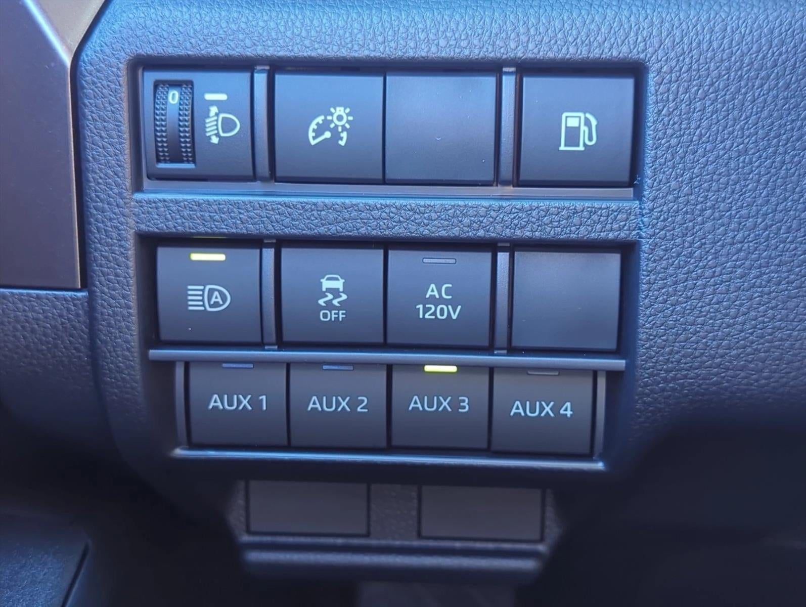2025 Toyota 4Runner Hybrid TRD Off Road 4WD (Natl)