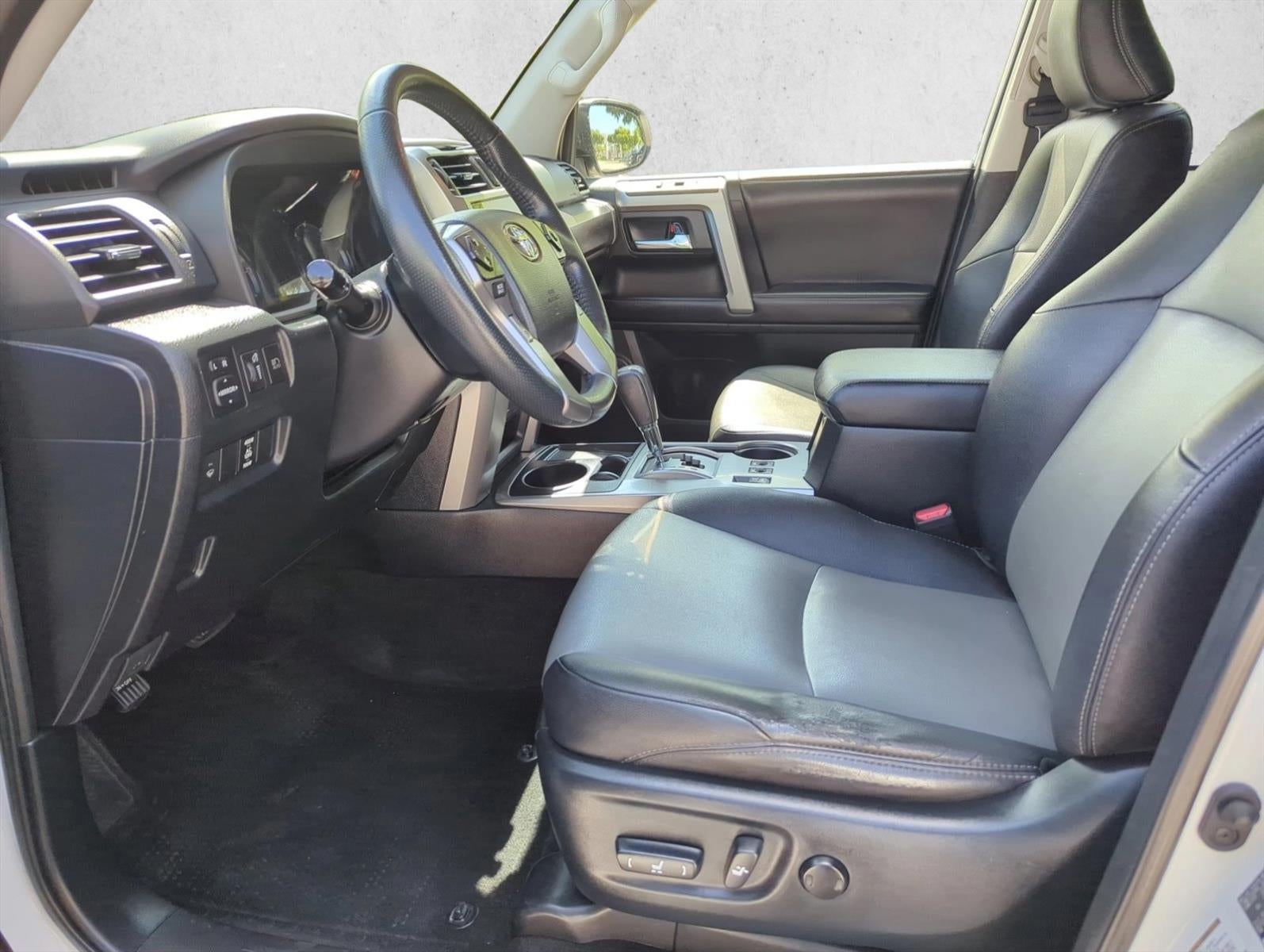 2020 Toyota 4Runner SR5 Premium 2WD (Natl)
