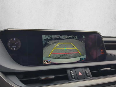 2019 Lexus ES 300h Luxury FWD