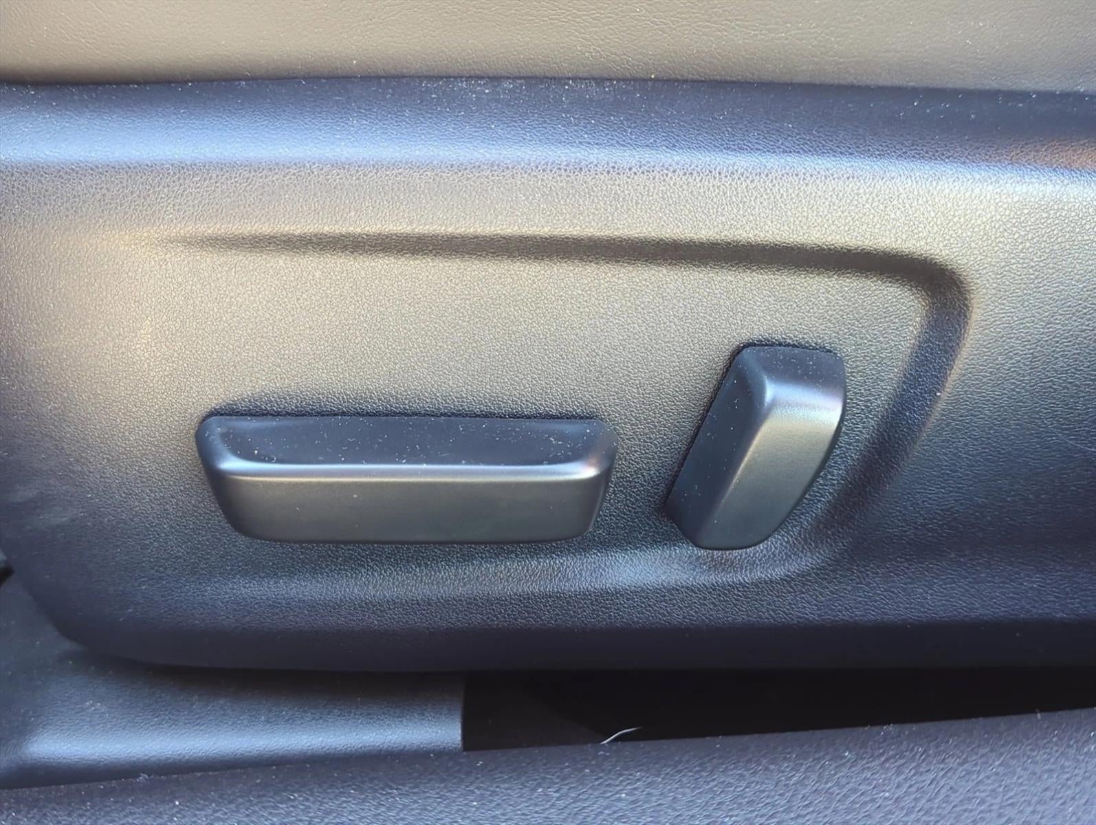 2025 Lexus IS 300 RWD