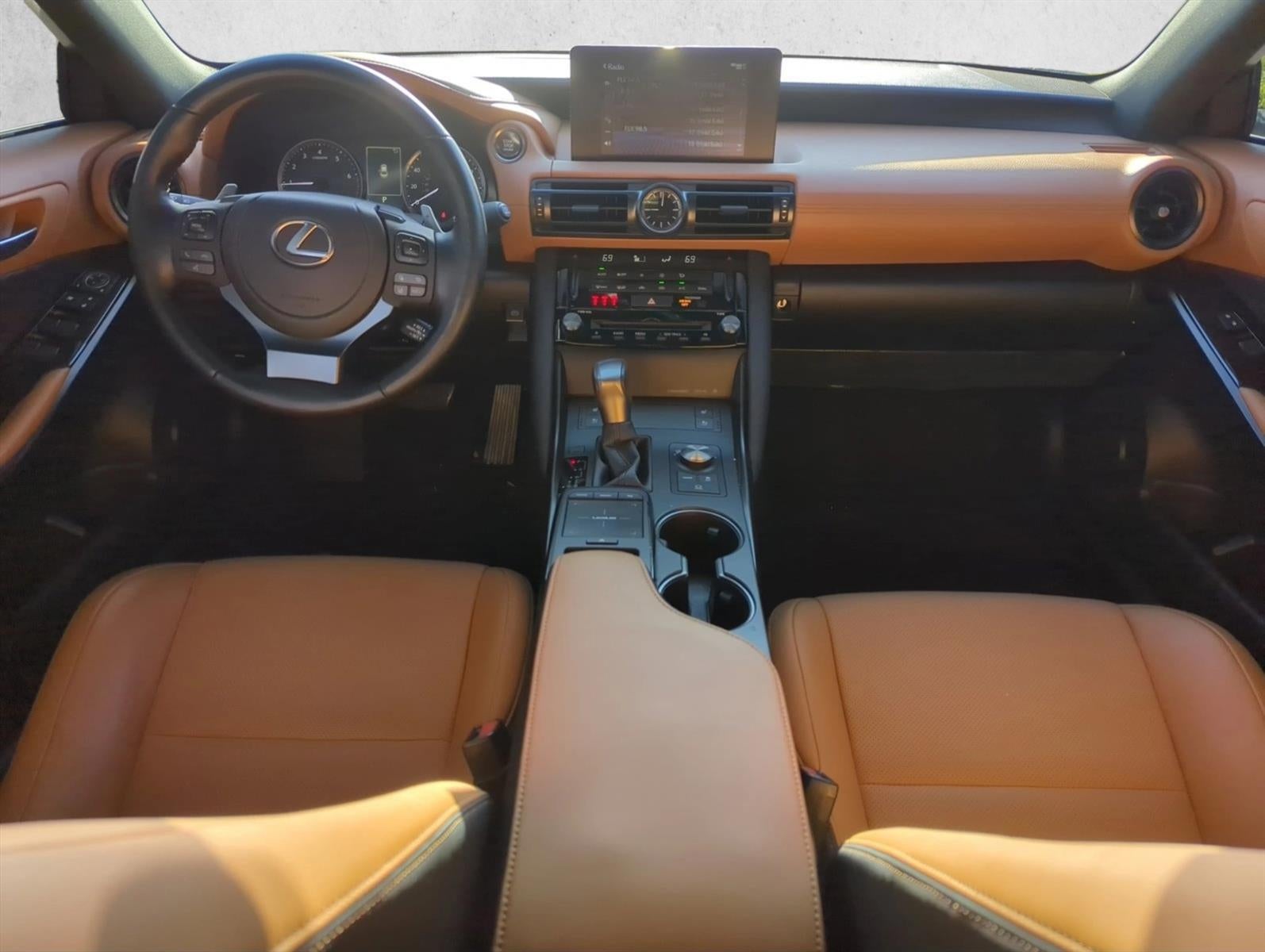 2025 Lexus IS 300 RWD