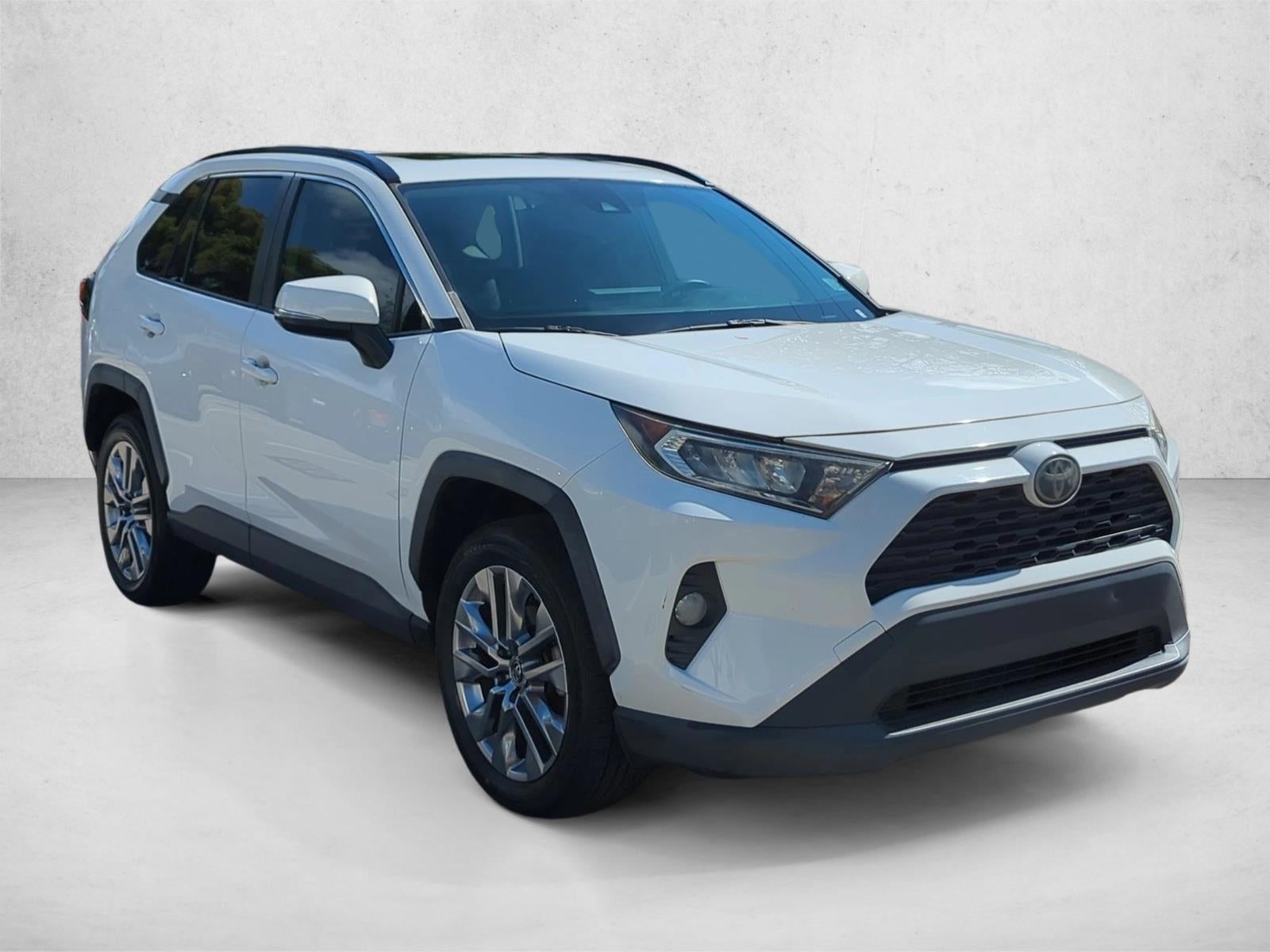 2019 Toyota RAV4 XLE Premium FWD (Natl)