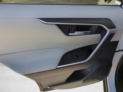 2025 Toyota RAV4 Hybrid XLE AWD (Natl)
