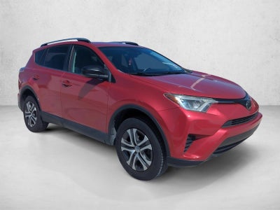 2017 Toyota RAV4 LE FWD (GS)