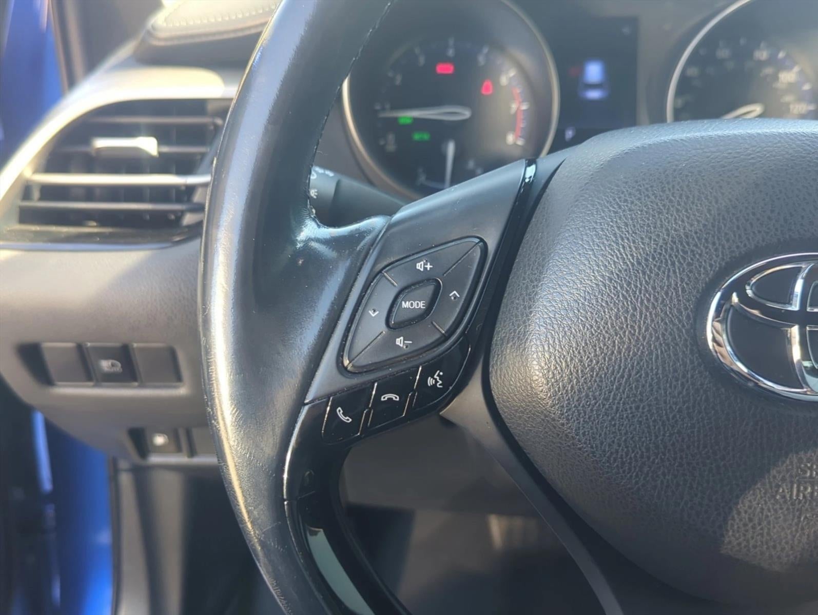 2019 Toyota C-HR XLE FWD (Natl)