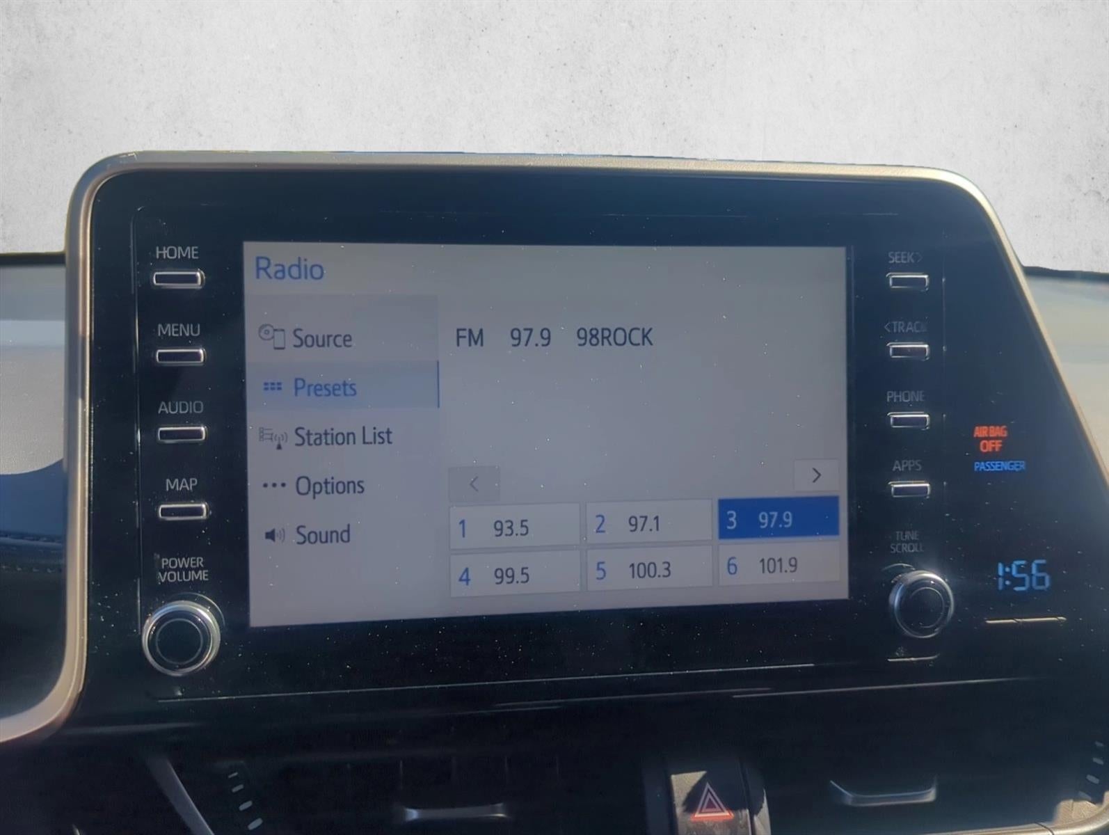 2019 Toyota C-HR XLE FWD (Natl)