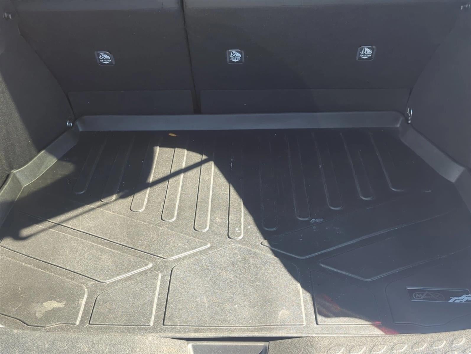 2019 Toyota C-HR XLE FWD (Natl)