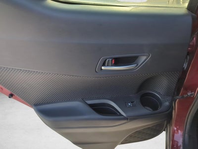 2018 Toyota C-HR XLE FWD (Natl)