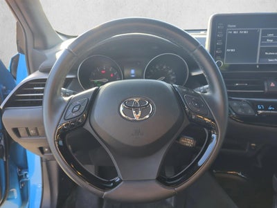 2019 Toyota C-HR XLE FWD (Natl)