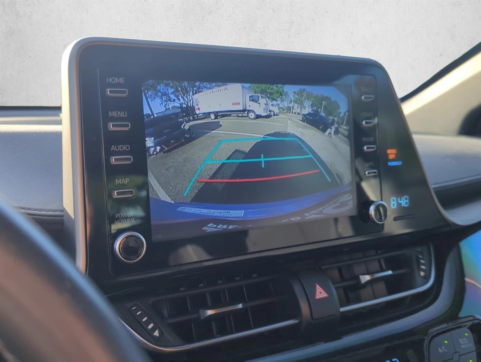 2019 Toyota C-HR XLE FWD (Natl)