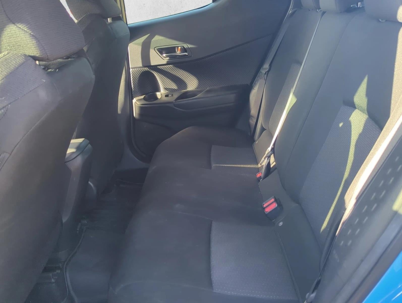 2019 Toyota C-HR XLE FWD (Natl)