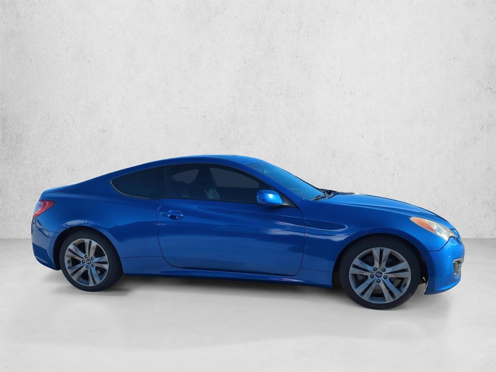 2011 Hyundai GENESIS Coupe 2dr 2.0T Auto Premium